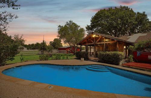 3BD Farmhouse Country Living - Pool Patio Firepit - Foto 5