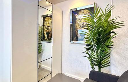 Central Living - renoviert & klimatisiert - Foto 2