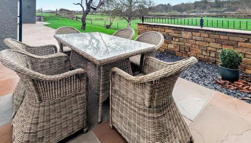 Bay Bungalow - Photo 5