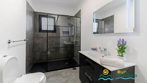 OurMadeira - BelAir - Foto 2, Shower