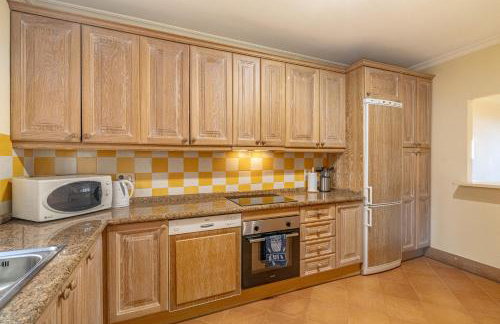 Elegant Golf Apt, Peace, Pool, Panoramic Views - Foto 10