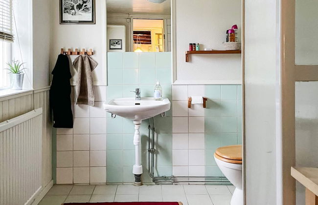 4 Person Holiday Home in Hallstavik - Foto 6