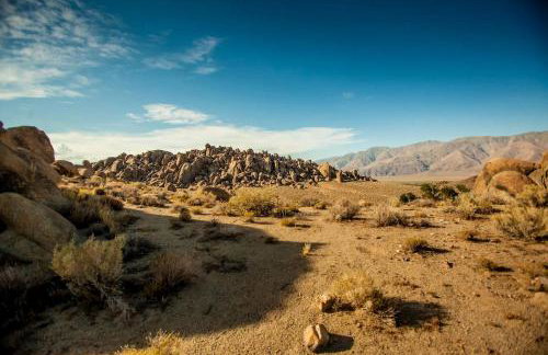 Stunning Lone Pine Accommodation for Romantic Getaways in California - Foto 6