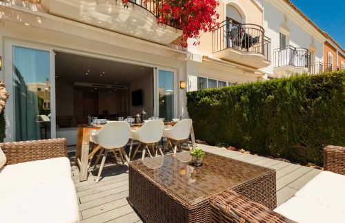 Townhouse in first line beach, Bahia de Marbella, Marbella - Photo 26