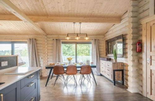 Treetops Luxury Log Cabin - Hot tub, BBQ & Sauna - Foto 9