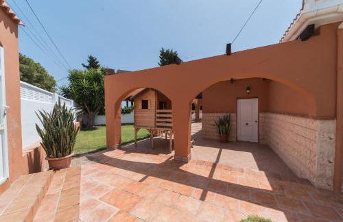 Expoholidys- Chalet privado en Castell del Rey - Foto 36