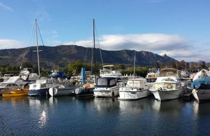 Terre de Crussol - Gite 3 étoiles en Ardèche, avec piscine et clim, 2-4 personnes - Photo 22