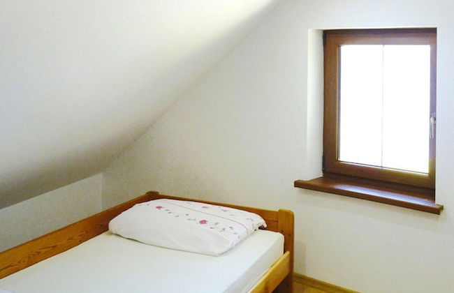 Beautiful Apartment in Prime Lakeside Spot - Photo 5