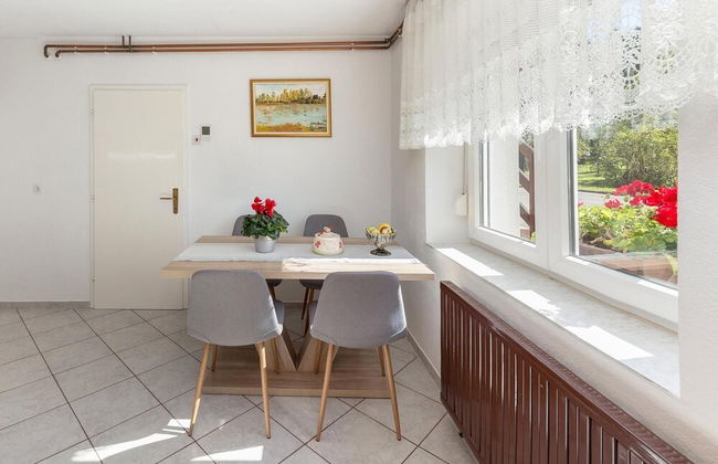 Pool House Mr ek Family Friendly - Photo 8