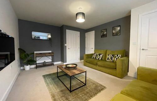 3 Beds with off-street parking for 2 cars, fast Wifi, sleeps 6 - Foto 12