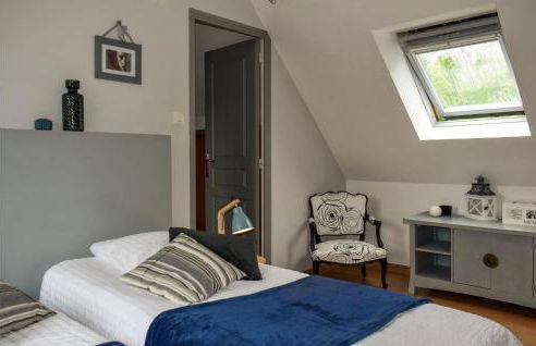 Awesome Home In Trézélanbégard - Foto 41