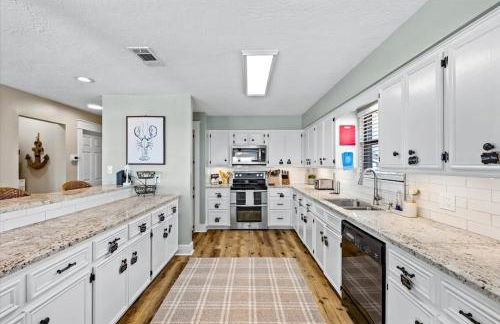 Bay Vista- NEW LISTING in Terramar Beach, 4 BR 3 BA, Boat slip home - Foto 16