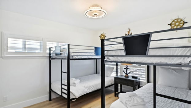 Sea Oats 606 is a Gorgeous Gulf Front 3 BR - with Free Beach Service for 4 by RedAwning - Foto 2, Habitación