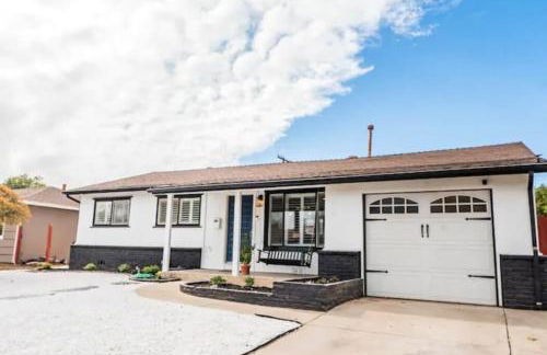 Arden Family Home BBQ Big Kitchen Backyard Pet W/D - Photo 1