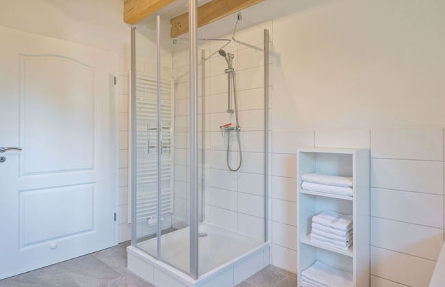 Tranquil Holiday Home in Winsen near River - Foto 17