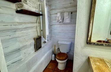 Log Casita Overlooking Pond and Waterfall near Taos, New Mexico - Foto 56