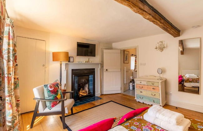 Host Stay The Old Paul Pry - Foto 24