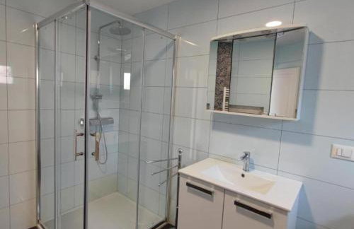 Villa Galant with Pool & Sauna Maru ini - Foto 13