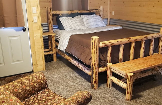 Glacier Acres Guest Ranch - Foto 17