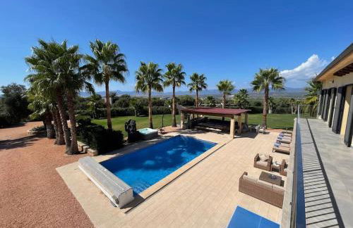 Villa Cas Mariné mit beheizb. Pool und Außenküche - Foto 1