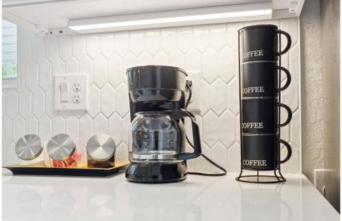 Skyline Retreat 3BR-3BA w Stunning Views Near DT - Foto 14