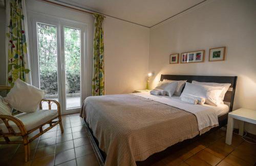 Comfortable garden Apt near Vouliagmeni beach - Photo 24