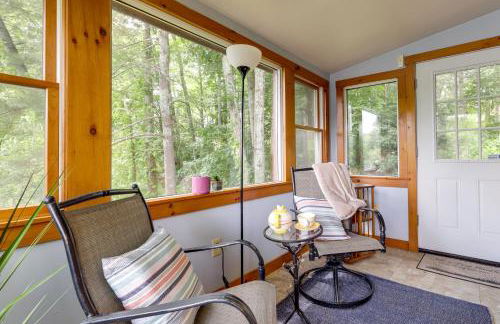 Lakefront Connecticut Retreat Near UConn - Foto 21