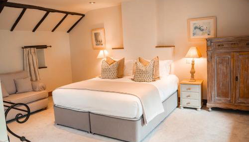 Riverside Country House and Cottage - Foto 4, wardrobe