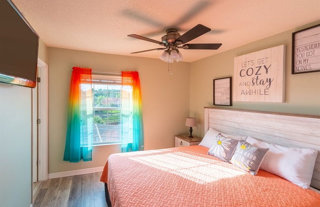 Private Screened Splash Pool Overlooking Tranquil Lake Right Beside Disney World by Florida Dream Homes - Foto 7