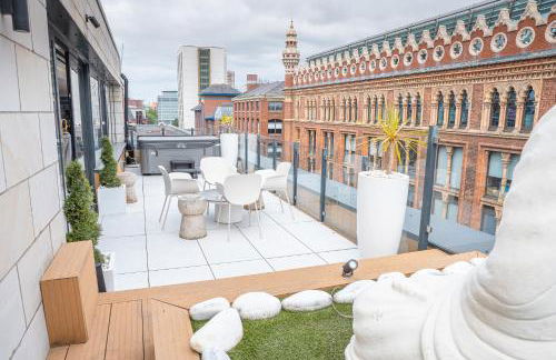 SAINT PAUL - Unrivalled 3BR Penthouse Apartment with Hot Tub Leeds - Foto 11