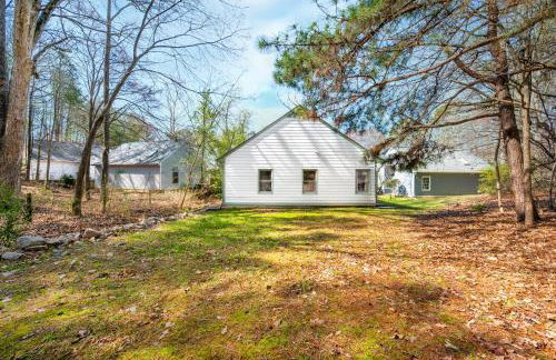 Cozy Industrial Kildaire Farms Home- near Downtown - Foto 38