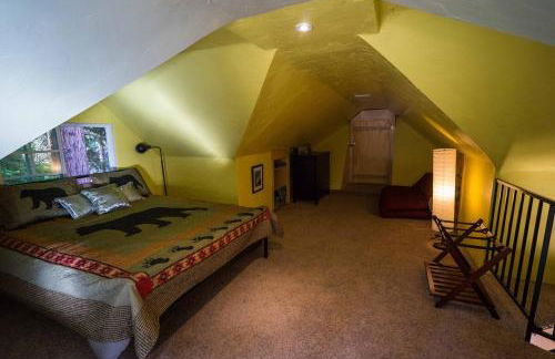 Cozy Yosemite Cabin with Hot Tub in the Pines - Foto 18