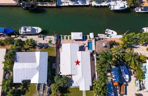 Paradise Cove - Waterfront Private Pool Home, 2 Mins to Open Gulf, 60' Dock - Foto 45