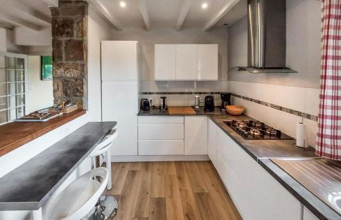 Amazing Home In Ploubezre - Foto 22