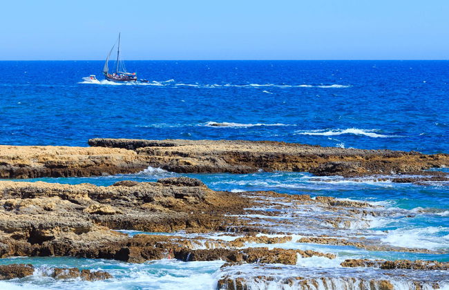 Passeio de veleiro pela costa do Algarve - Foto 4