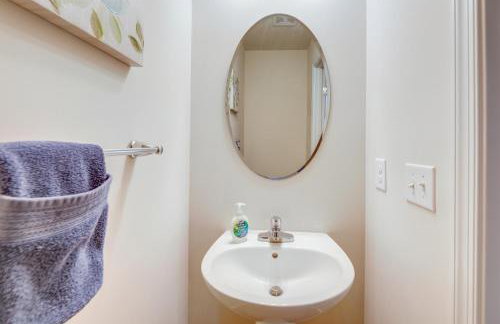 Sunlit Milford Townhome Less Than 2 Mi to Riverwalk! - Foto 23