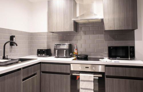 Central Bradford 1 Bed With Super King Bed Workspace WiFi & Netflix - Foto 14