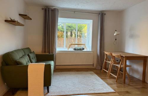 Entire House with Garden and Office - Foto 23