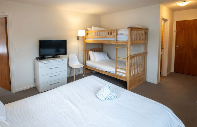 Timberline Lodges by Fernie Lodging Co - Photo 24