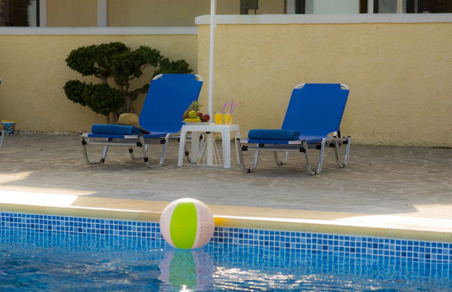 Blue Asteri Villa - Photo 18