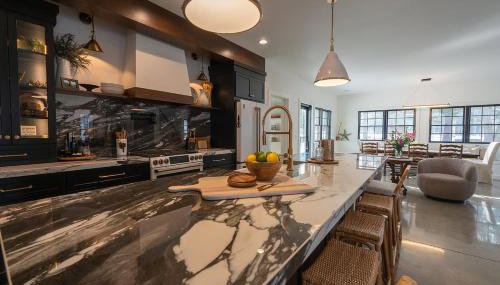 The DougOut Steps from Douglas Beach! - Foto 2