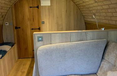 Luxury Pod-Sleeps 2-Hot Tub-Pets-Garden - Foto 12