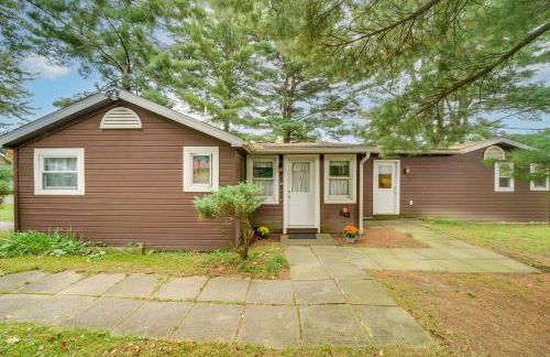 Walk to Beach and Lake Idyllic Escape in Edinboro! - Foto 23