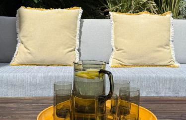 Air-conditioned authentic village house with sea view, terraces and swimming pool - Foto 3