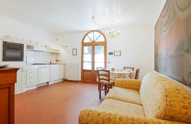 Splendid Holiday Home in Orciatico with Hot Tub & Pool - Foto 7