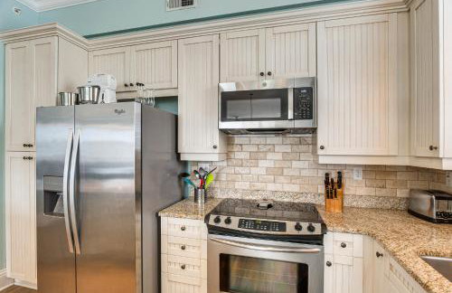 Breezy St Simons Hideaway with Waterfront Views! - Photo 10