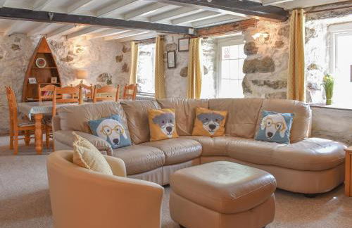 Sanctuary Cottage - Photo 1