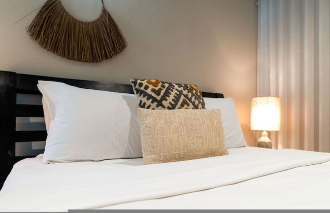 Water-front Paradise Pool - BBQ - Balcony Dining - Foto 56