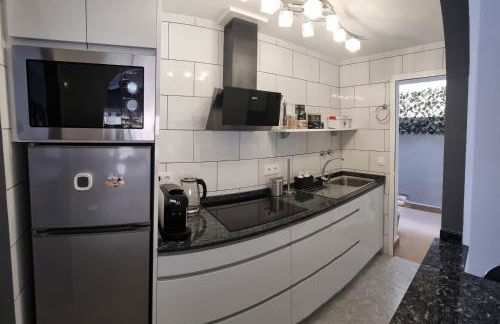 AYAHAY, Modern luxury apartment just 50 m from Playa Del Puerto - Foto 12