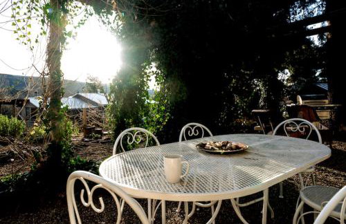 13 acres Perfect for Groups! 3BR Sleeps 8-10 - Foto 10